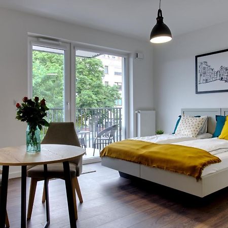 Essence Apartments Sapphire Poznan Luaran gambar